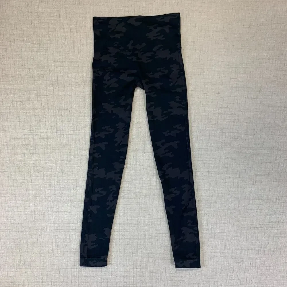Spanx Leggings Womens M Medium High Rise Tummy Control Look At Me Now Camo